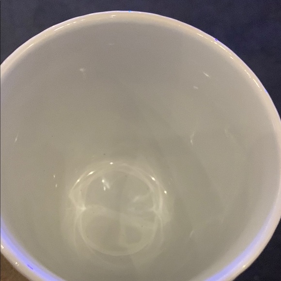 Knitted Pattern White Mug - Picture 6 of 9